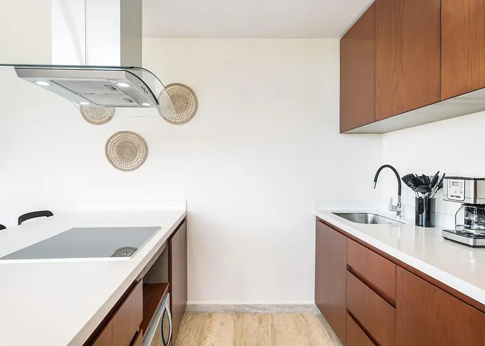 Mistiq Temple I Apartment