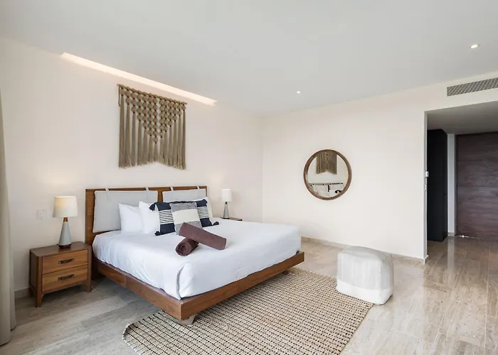 Mistiq Temple I Apartment *